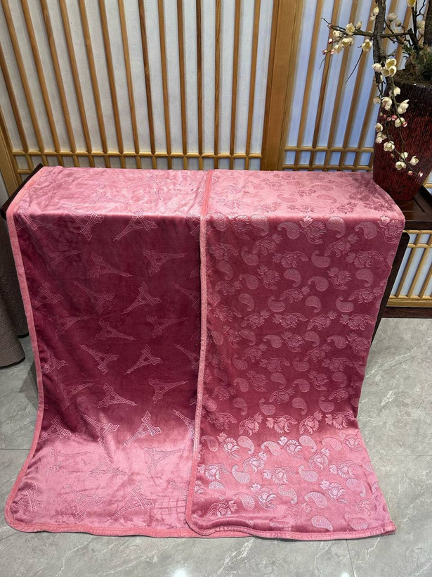 پتو مسافرتی super soft چهارفصل تک نفره