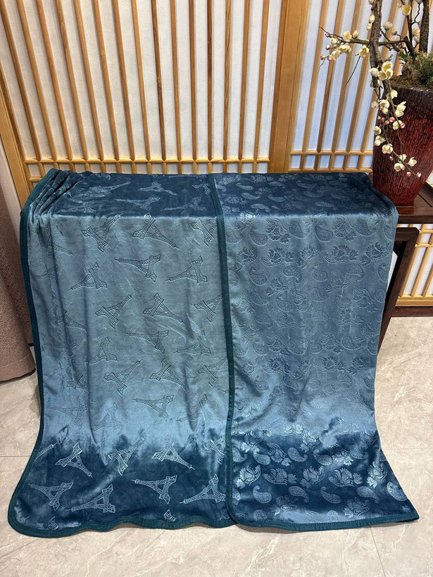 پتو مسافرتی super soft چهارفصل تک نفره