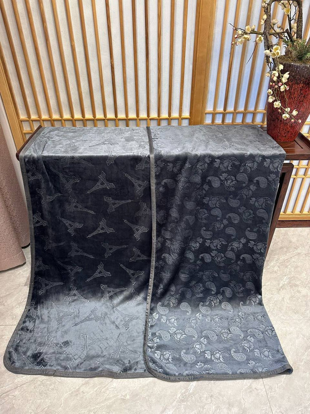 پتو مسافرتی super soft چهارفصل تک نفره